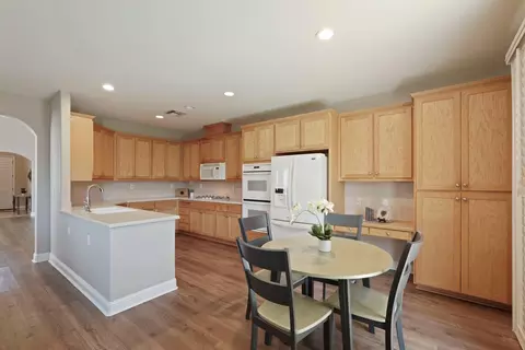 Kitchen - 3108 Collingham Dr, Modesto, CA 95355 photo 1 of 4