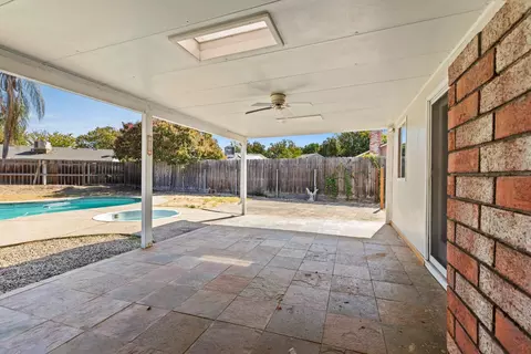 Exterior - 3708 Cicada Ct, Modesto, CA 95356 photo 4 of 9