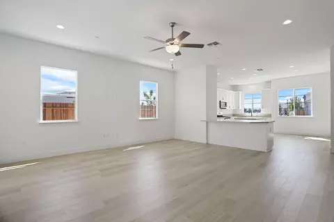 Living - 2298 Dilip Dr, Manteca, CA 95337 photo 4 of 4