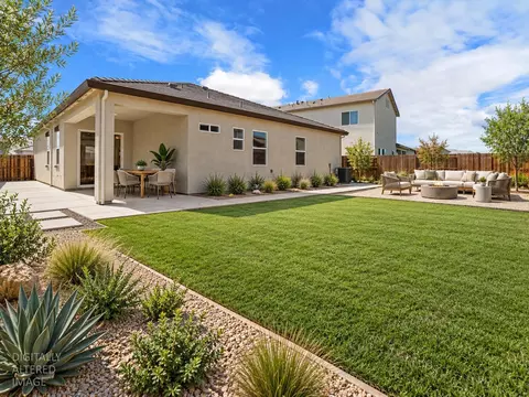 Exterior - 2298 Dilip Dr, Manteca, CA 95337 photo 5 of 6