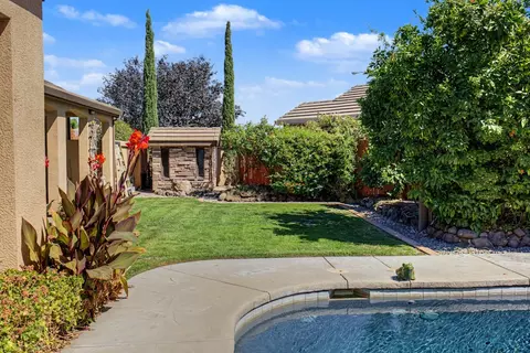 Exterior - 236 Preakness Cir, Manteca, CA 95337 photo 12 of 19