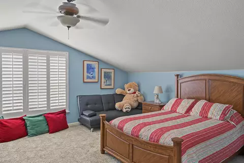 Bedroom - 236 Preakness Cir, Manteca, CA 95337 photo 8 of 9