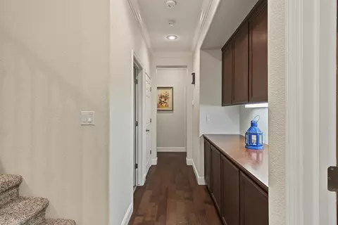 Entry Way - 236 Preakness Cir, Manteca, CA 95337 photo 4 of 7