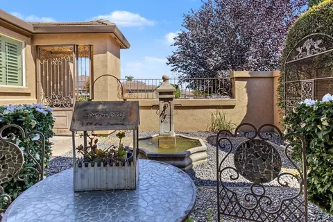 Exterior - 236 Preakness Cir, Manteca, CA 95337 photo 5 of 19