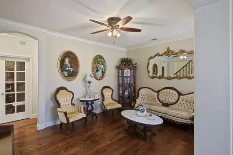 Living - 236 Preakness Cir, Manteca, CA 95337 photo 1 of 3