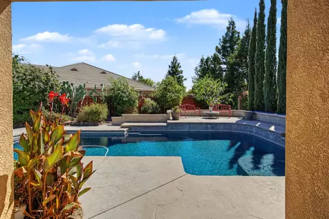 Exterior - 236 Preakness Cir, Manteca, CA 95337 photo 9 of 19