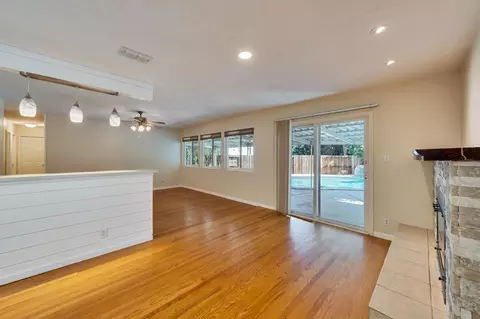 Living - 8274 Central Ave, Orangevale, CA 95662 photo 4 of 12