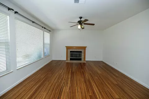Living - 4241 Glenhaven Dr, Tracy, CA 95377 photo 13 of 15