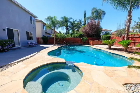 Exterior - 4241 Glenhaven Dr, Tracy, CA 95377 photo 8 of 13