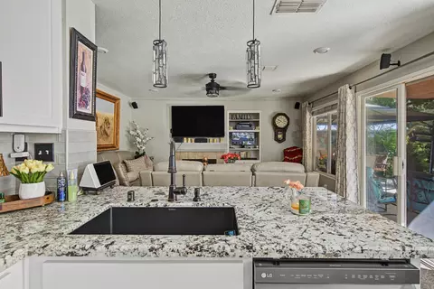 Kitchen - 13562 Jasper Ct, Lathrop, CA 95330 photo 1 of 5