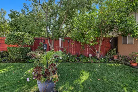 Exterior - 13562 Jasper Ct, Lathrop, CA 95330 photo 8 of 11