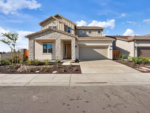 Exterior - 416 Vinal Dr, Manteca, CA 95337 photo 4 of 6