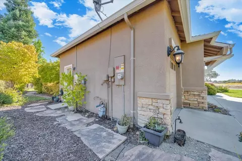 Exterior - 8 Rock Ridge Ct, Copperopolis, CA 95228 photo 25 of 26