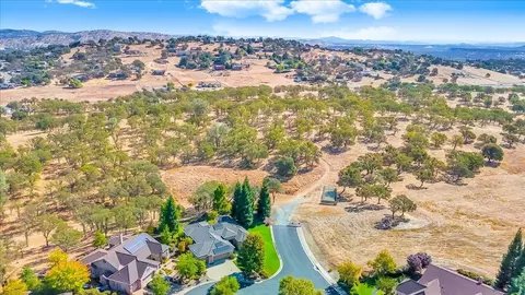 View/Area - 8 Rock Ridge Ct, Copperopolis, CA 95228 photo 3 of 9