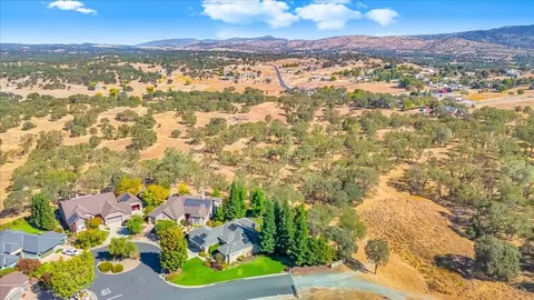 View/Area - 8 Rock Ridge Ct, Copperopolis, CA 95228 photo 4 of 9
