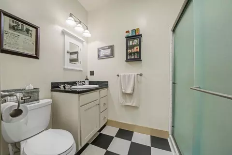 Bath - 14232 Sutter Creek Rd, Sutter Creek, CA 95685 photo 1 of 5