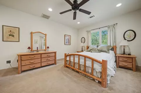 Bedroom - 14232 Sutter Creek Rd, Sutter Creek, CA 95685 photo 9 of 11
