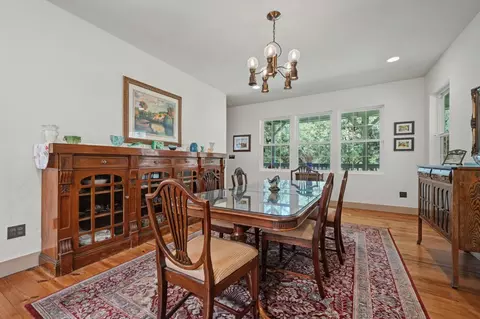Dining - 14232 Sutter Creek Rd, Sutter Creek, CA 95685 photo 2 of 5