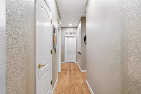 Entry Way - 1812 Legend Dr, Modesto, CA 95357 photo 2 of 4