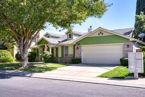 Exterior - 1812 Legend Dr, Modesto, CA 95357 photo 3 of 11