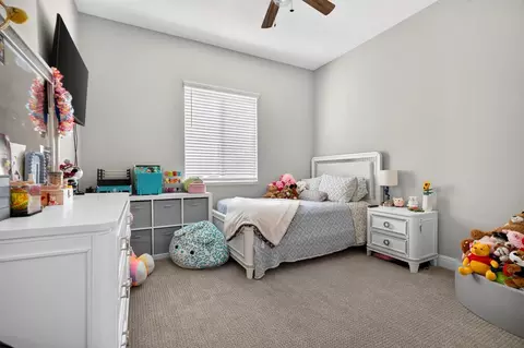 Bedroom - 2013 Van Ruiten Dr, Lodi, CA 95242 photo 1 of 2