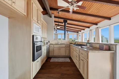 Kitchen - 5441 Meander Ln, Placerville, CA 95667 photo 1 of 2