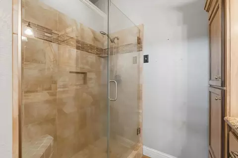 Bath - 5441 Meander Ln, Placerville, CA 95667 photo 2 of 3