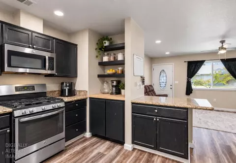 Kitchen - 613 Summit Ct, Modesto, CA 95357 photo 2 of 4