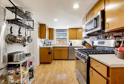 Kitchen - 134 Empire St, Grass Valley, CA 95945 photo 1 of 3
