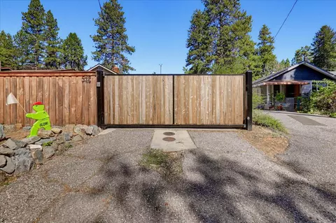 Exterior - 134 Empire St, Grass Valley, CA 95945 photo 6 of 8