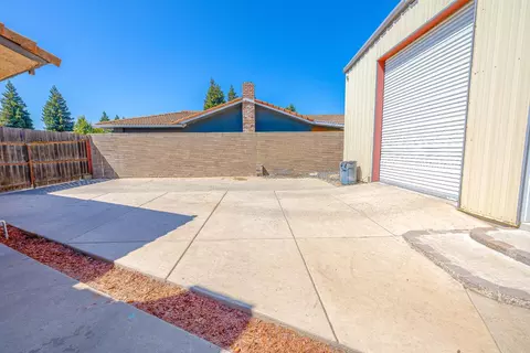 Exterior - 2760 Brooks Ct, Turlock, CA 95382 photo 10 of 13