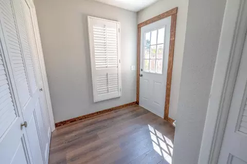 Entry Way - 2760 Brooks Ct, Turlock, CA 95382 photo 3 of 4
