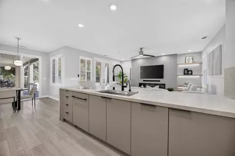 Kitchen - 3824 Gresham Ln, Sacramento, CA 95835 photo 5 of 9