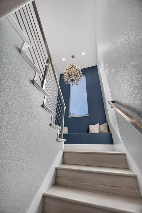 Entry Way - 3824 Gresham Ln, Sacramento, CA 95835 photo 7 of 11