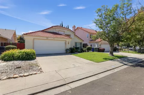 Exterior - 1732 Nighthawk Way, Modesto, CA 95358 photo 2 of 10