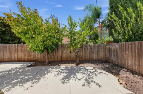 Exterior - 1732 Nighthawk Way, Modesto, CA 95358 photo 10 of 10
