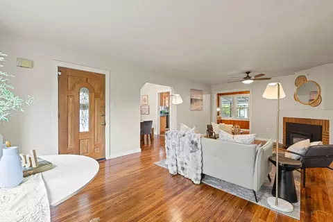 Entry Way - 2954 Pierson Ct, Placerville, CA 95667 photo 3 of 10