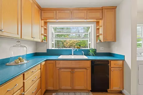 Kitchen - 2954 Pierson Ct, Placerville, CA 95667 photo 2 of 5