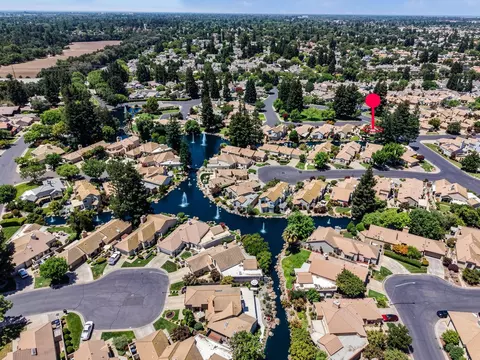 View/Area - 4221 Copper Creek Dr, Modesto, CA 95355 photo 7 of 10