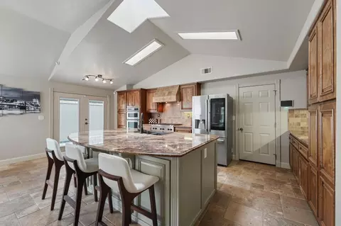 Kitchen - 4221 Copper Creek Dr, Modesto, CA 95355 photo 7 of 7