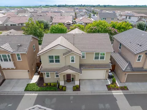 View/Area - 2204 Gallery Dr, Riverbank, CA 95367 photo 2 of 8
