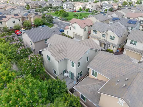 View/Area - 2204 Gallery Dr, Riverbank, CA 95367 photo 4 of 8