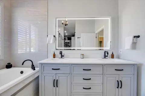 Bath - 2305 Oak Creek Dr, Copperopolis, CA 95228 photo 5 of 7