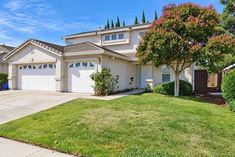 8872 Mannington St, Elk Grove, CA 95758