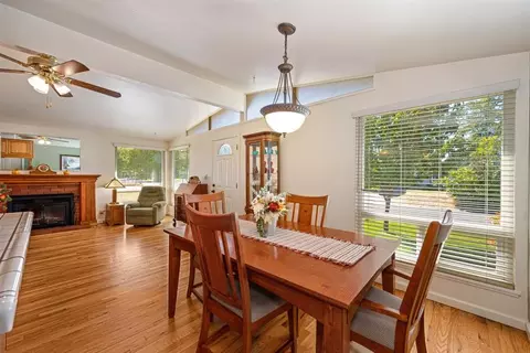 Dining - 4913 Saint Lynn Ln, Carmichael, CA 95608 photo 3 of 3