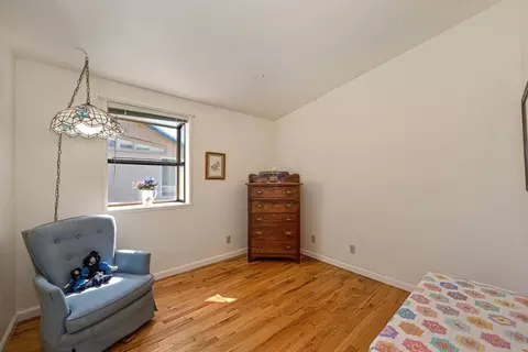 Bedroom - 4913 Saint Lynn Ln, Carmichael, CA 95608 photo 1 of 7