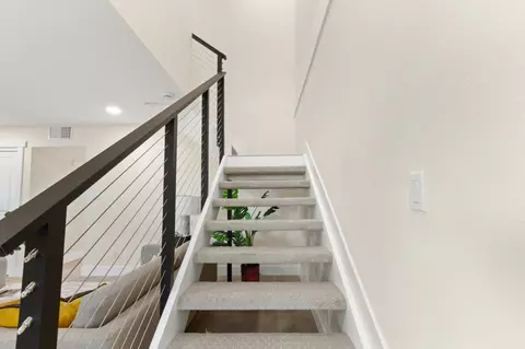 Entry Way - 2111 E 8th St, Davis, CA 95618 photo 1 of 2