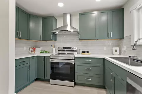 Kitchen - 2111 E 8th St, Davis, CA 95618 photo 3 of 4