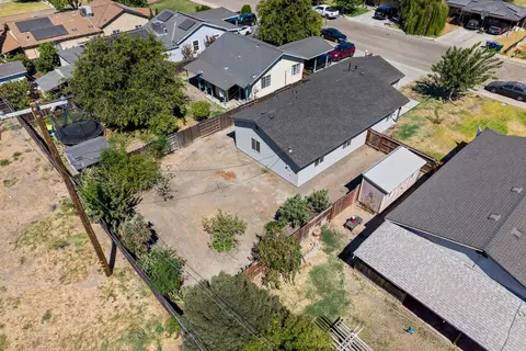 View/Area - 1340 Bennett Ave, Dos Palos, CA 93620 photo 3 of 5