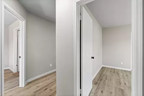 Entry Way - 1340 Bennett Ave, Dos Palos, CA 93620 photo 6 of 7